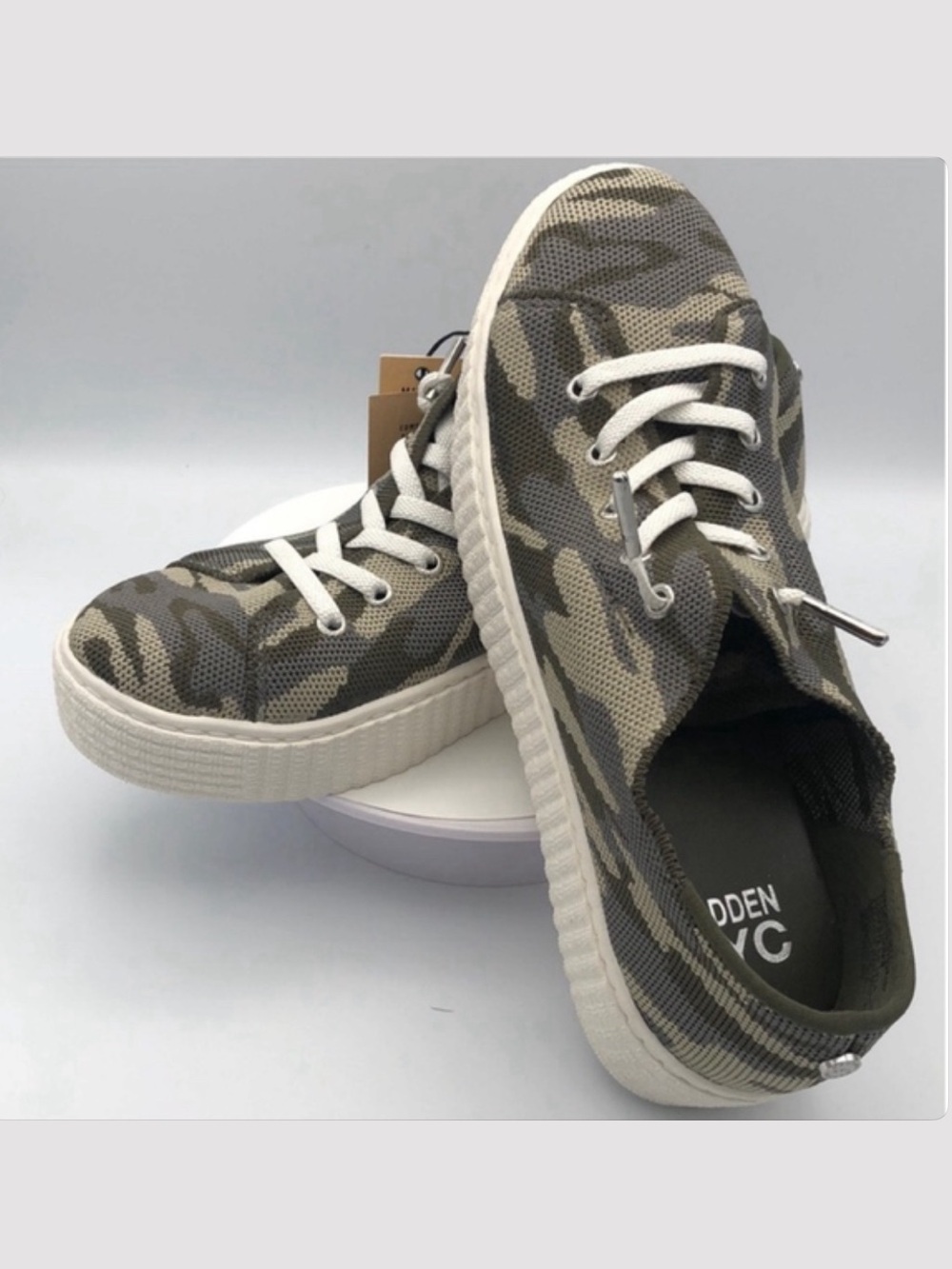 New in box- Madden nyc 7.5 camo platform sneakers